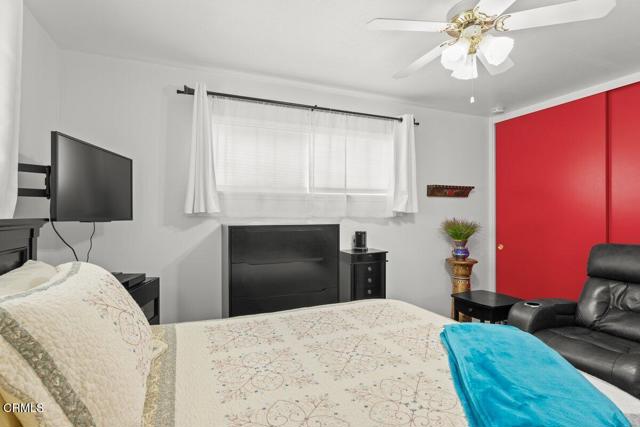 2505 E Lizbeth Avenue, Anaheim CA: https://media.crmls.org/mediaz/4ffa1ddd-e637-45e6-8aaf-3285d74e7eea.jpg