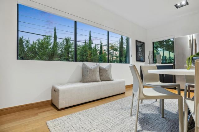 33 Highland Avenue, Burlingame CA: https://media.crmls.org/mediaz/4ffca5c5-cf77-4340-8762-8ef1bc4a82ab.jpg