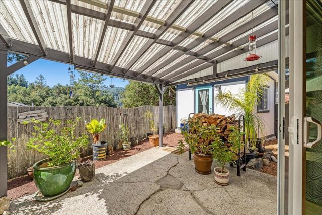 185 Woodston Way, Ben Lomond CA: https://media.crmls.org/mediaz/4ffd0874-4b0e-475b-889e-ef57b14e2110.jpg