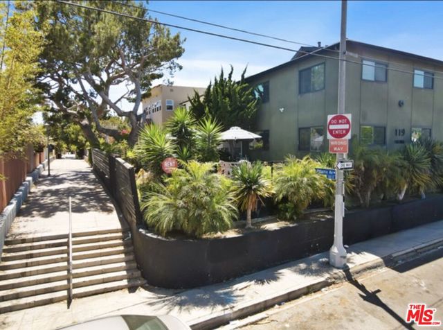 119 Paloma Avenue, D photo 21