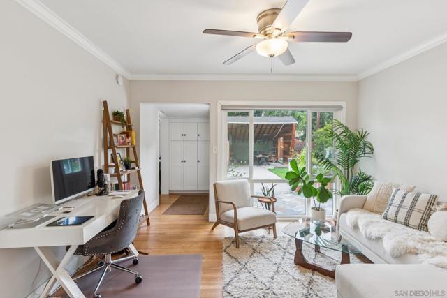 701 Catalina Ave, Santa Ana CA: https://media.crmls.org/mediaz/4ffe0052-f3e0-483e-ae87-8bab9fa4967b.jpg