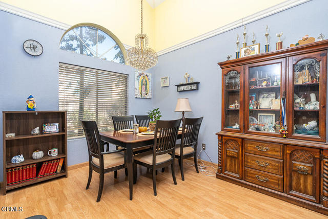 Detail Gallery Image 11 of 29 For 15492 Somerset Ct, Fontana,  CA 92337 - 3 Beds | 2 Baths