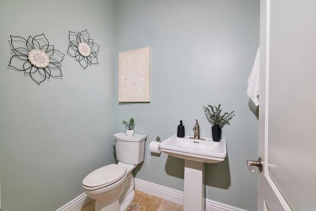 Detail Gallery Image 27 of 42 For 3768 Skyline Rd, Carlsbad,  CA 92008 - 4 Beds | 2/1 Baths