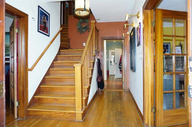 Image 15 of 31 For 820 Civic Center Drive