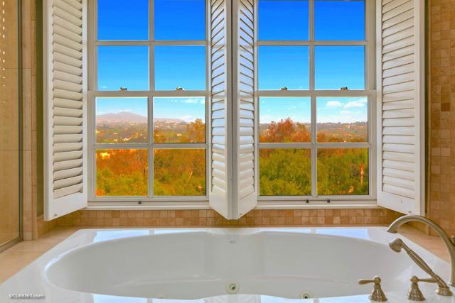 Detail Gallery Image 28 of 37 For 16110 via Del Alba, Rancho Santa Fe,  CA 92067 - 7 Beds | 6/1 Baths