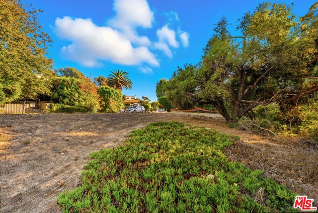 Drew Fenton | 31888 Sea Level Drive Malibu CA | MLS: 7442619