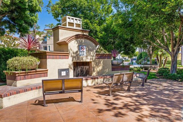 4880 Paramount Dr, San Diego CA: https://media.crmls.org/mediaz/4fff9b47-dce5-4a34-9997-7d92a4e6f383.jpg