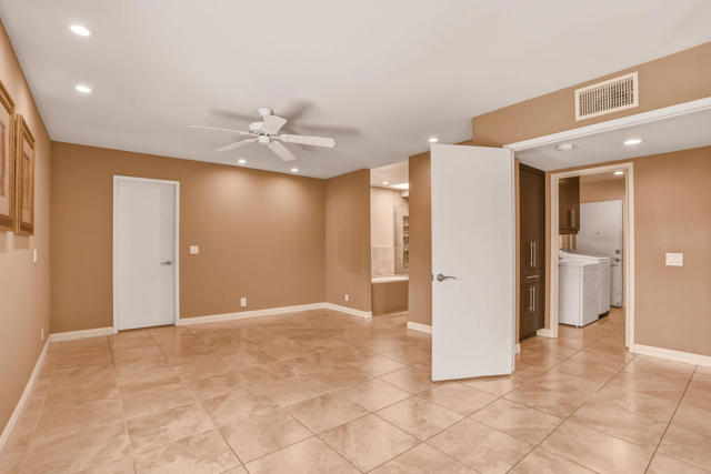 Image 18 of 45 For 72806 Fleetwood Circle