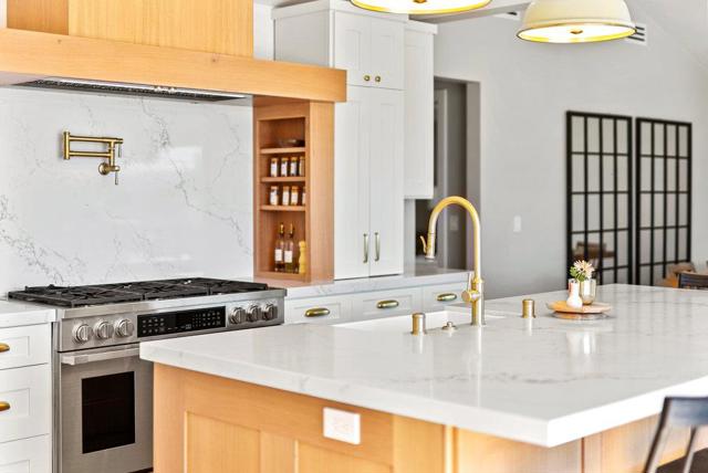18290 Cochrane Road, Morgan Hill CA: https://media.crmls.org/mediaz/50013a16-5d9e-4be3-ad4a-dcac7f2f8392.jpg