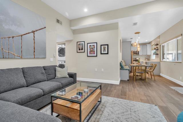 4673 Alabama St, San Diego CA: https://media.crmls.org/mediaz/5003d519-5e8d-48b0-9573-917198ae2dbf.jpg