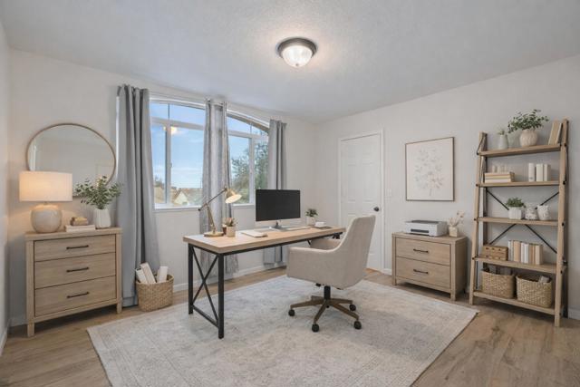 1697 Via Milano Drive, Gustine CA: https://media.crmls.org/mediaz/5004092a-08b2-43f3-ab90-f0a58f26678c.jpg