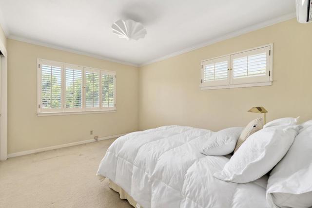 770 Mora Drive, Los Altos CA: https://media.crmls.org/mediaz/50043802-7059-4972-9442-dbd513815861.jpg