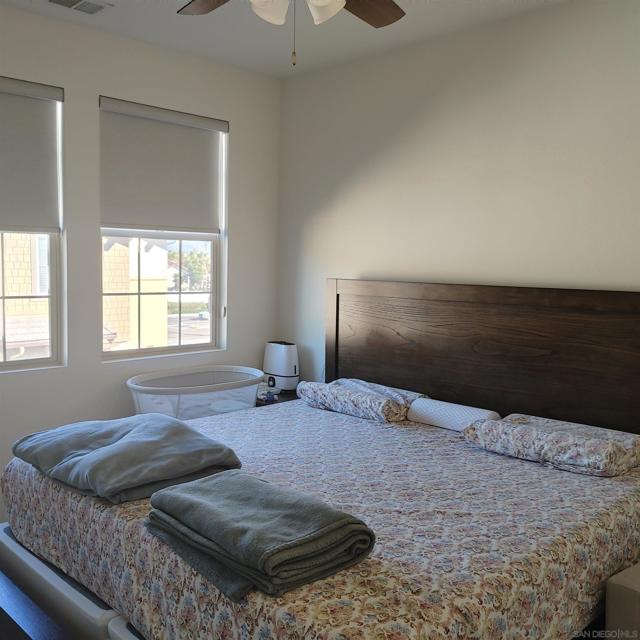1329 Via Lucero, Oceanside CA: https://media.crmls.org/mediaz/500728fe-f49b-436b-85dd-5034c1ee402c.jpg