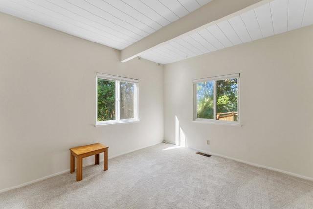 825 Skyward Drive, Aptos CA: https://media.crmls.org/mediaz/5007da86-b3c3-4795-837e-aa1f8b60b85d.jpg