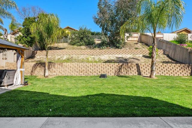 509 Windy Way, Chula Vista CA: https://media.crmls.org/mediaz/500875bb-5565-4722-aed3-c518f4283cf5.jpg
