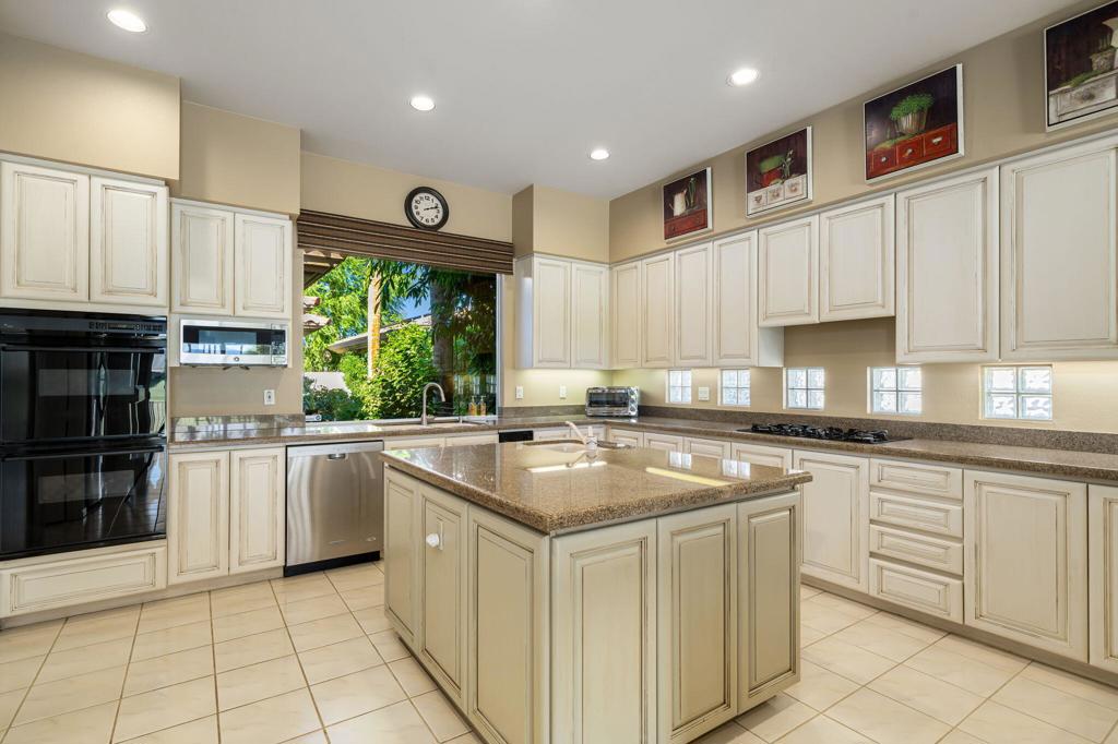 MLS #219138737DA image #17