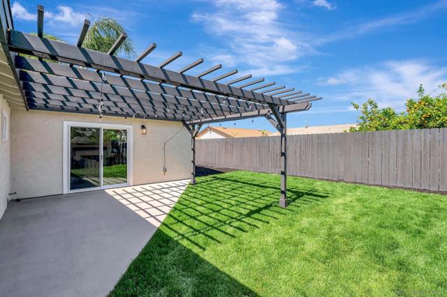 11187 Tyrolean Way, San Diego CA: https://media.crmls.org/mediaz/50095b5c-e461-4002-9959-dd7fbff0dfa9.jpg