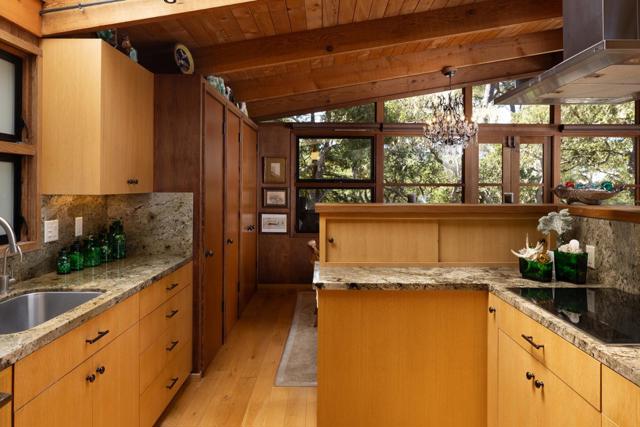 799 Parcel Street, Monterey CA: https://media.crmls.org/mediaz/5009903f-4686-4502-a2d4-aa543a341d9c.jpg