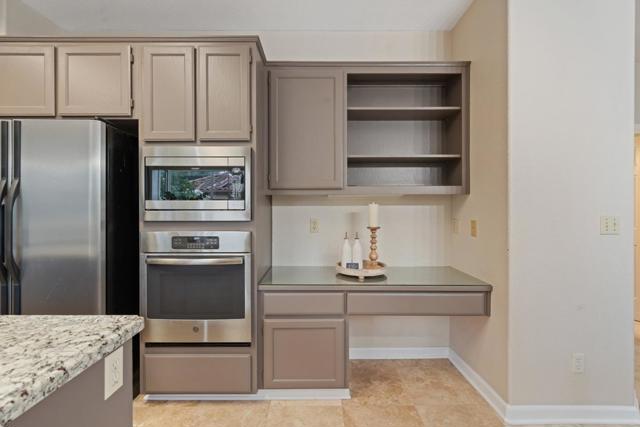 1258 De Cunha Court, Salinas CA: https://media.crmls.org/mediaz/500a761c-ccd2-48c4-b4a4-9780b2abde60.jpg