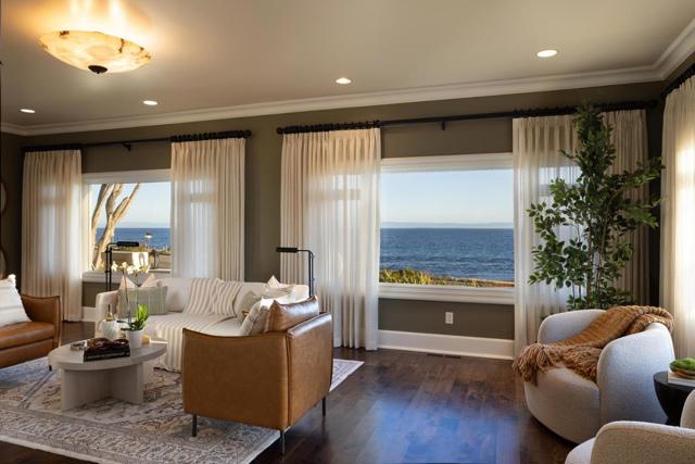 1051 Ocean View Boulevard, Pacific Grove CA: https://media.crmls.org/mediaz/500b9730-a80a-4fe0-8d12-37bfe3bbd58b.jpg