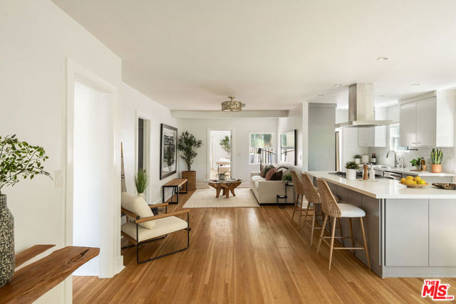 1414 N Coronado Terrace, Los Angeles CA: https://media.crmls.org/mediaz/500c5832-6b2b-4eb9-8660-42de7eeb8c6a.jpg