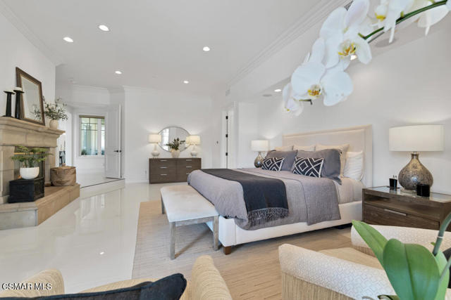 Image 43 of 93 For 1100 Country Club Drive