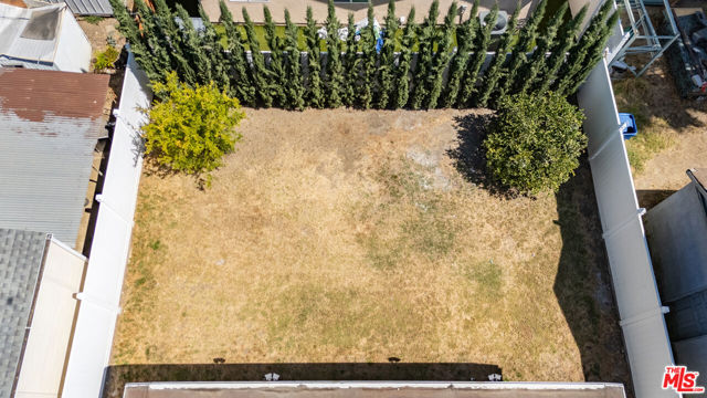 15065 Vose Street, Van Nuys CA: https://media.crmls.org/mediaz/500d3383-5890-4c37-972e-52b3d5b2c6fa.jpg