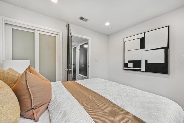 851 Peary Lane, Foster City CA: https://media.crmls.org/mediaz/500df5f8-f53c-4438-880b-28d23e9e2d3f.jpg
