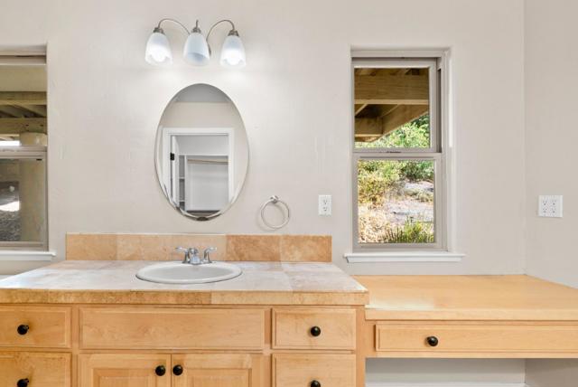 462 Quail Drive, Santa Cruz CA: https://media.crmls.org/mediaz/50111587-4a34-44f2-a427-191b4fd47110.jpg