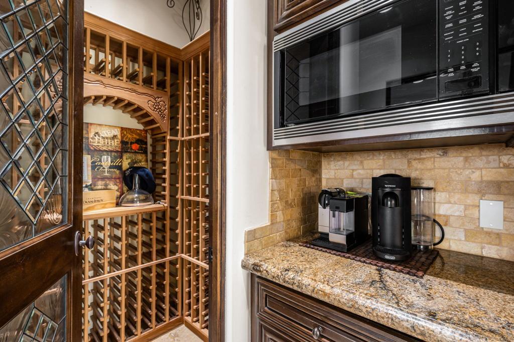 MLS #219138373DA image #16