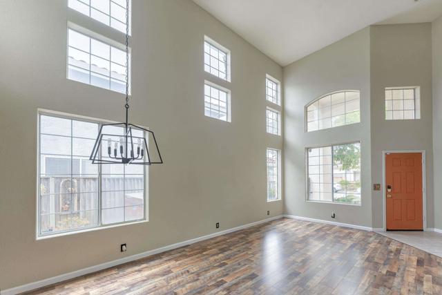 Image 5 of 33 For 1910 Burgundy Way
