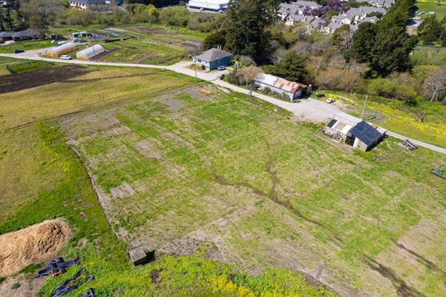 925 Miramontes Street, Half Moon Bay CA: https://media.crmls.org/mediaz/50154fe4-8ee6-4f19-aae6-87af96ac4cdf.jpg