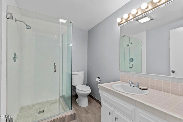 1818 New York Drive, Altadena CA: https://media.crmls.org/mediaz/5015bde6-d4c6-491a-9652-3d35cc5a7b92.jpg