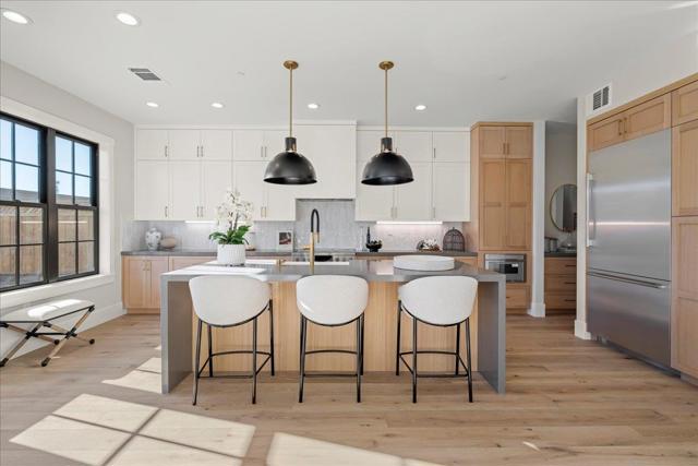 16162 E Mozart Avenue, Los Gatos CA: https://media.crmls.org/mediaz/501651d6-42bd-4d01-9c1f-26d251124a27.jpg