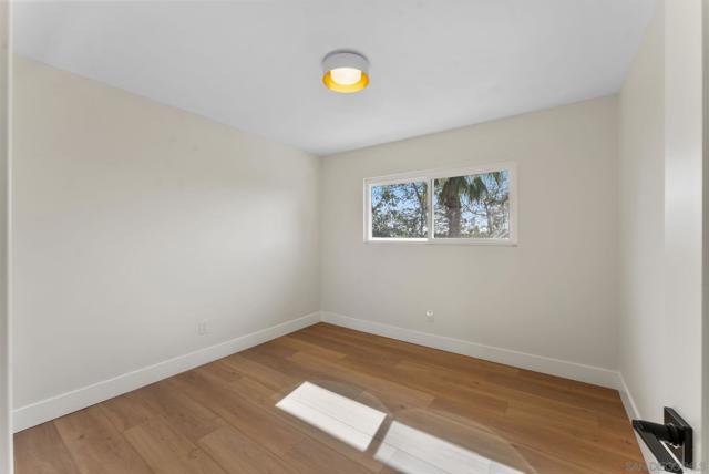 10315 Moselle St, San Diego CA: https://media.crmls.org/mediaz/50165bb9-28e4-4003-b86a-50c860f1494a.jpg