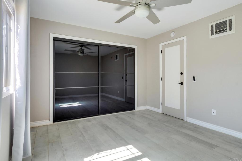 2828 Famosa Boulevard - photo 12