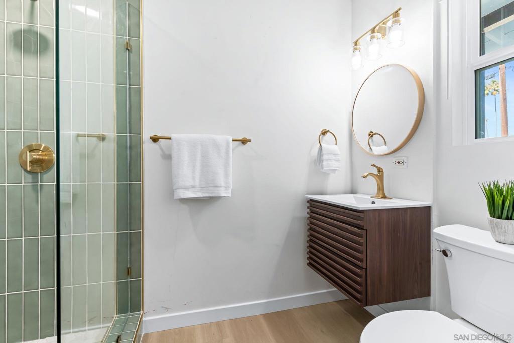 MLS #250043597SD image #22