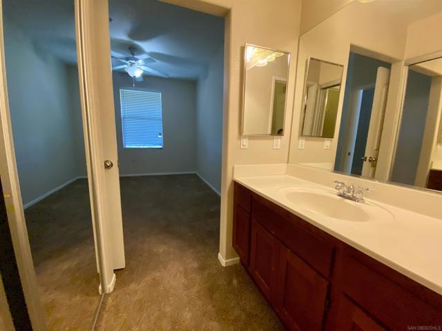 1386 Dandelion Way, San Marcos CA: https://media.crmls.org/mediaz/501a985d-8ad2-4f3b-b9a2-125a37e2c32d.jpg