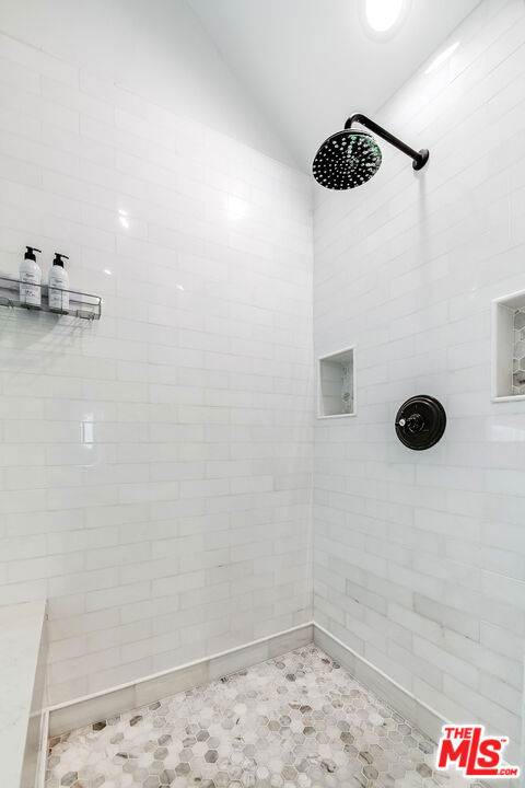 755 31st Street, Manhattan Beach CA: https://media.crmls.org/mediaz/501ba15d-a790-431f-8f7f-b9bc65c8dbc7.jpg