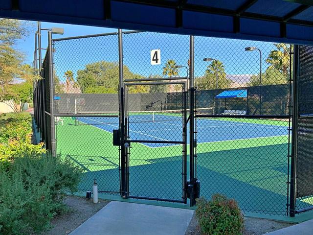 80372 Camino San Lucas, Indio CA: https://media.crmls.org/mediaz/501d7df8-8ba3-4312-9b03-526cf8d757de.jpg