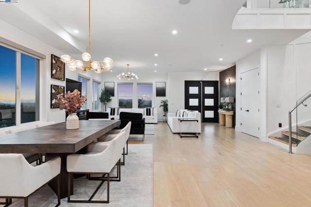 3606 Sarita St, Hayward CA: https://media.crmls.org/mediaz/501dcef7-b382-4a26-995a-2bbac9149941.jpg