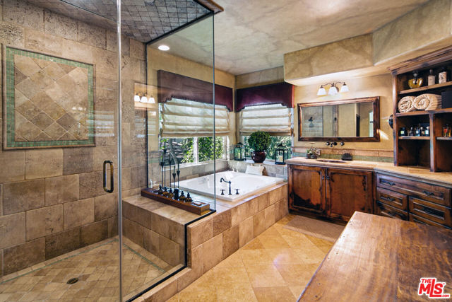 24822 Wooded Vista, West Hills CA: https://media.crmls.org/mediaz/50202685-d407-4d2d-aea1-582d211cb655.jpg