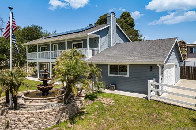 235 Loma Vista Pl, El Cajon CA: https://media.crmls.org/mediaz/5020fac9-1ceb-40b7-82b9-9319c0152c08.jpg