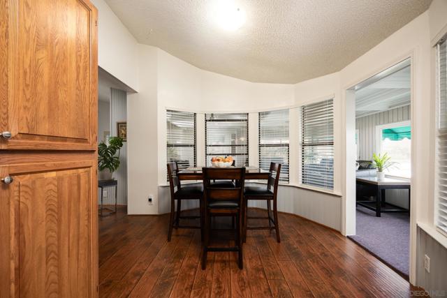 2130 Sunset Dr, Vista CA: https://media.crmls.org/mediaz/5022f6f4-ad1c-42a3-ac64-3d8725bce5fc.jpg
