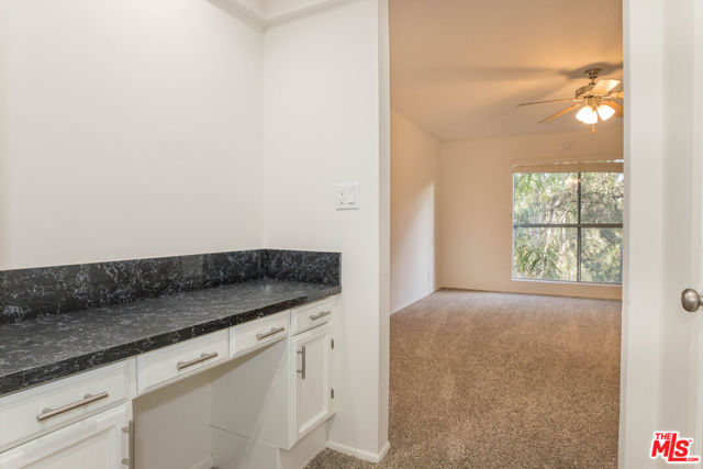 410 S Barrington Avenue, Los Angeles CA: https://media.crmls.org/mediaz/50237e5b-1de1-4ee9-9f3c-1d2ced64b01e.jpg