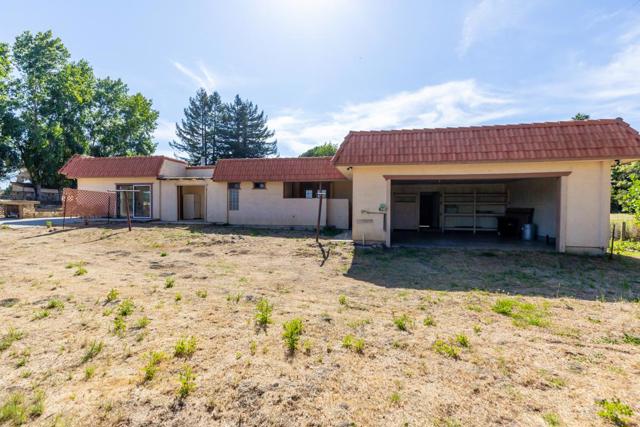96 Wheelock Road, Watsonville CA: https://media.crmls.org/mediaz/50245f3c-3f72-4737-9150-0f9d3a81a200.jpg