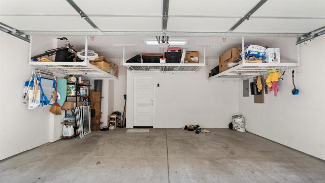 2510 Aperture Circle, San Diego CA: https://media.crmls.org/mediaz/5024af46-8a6f-4817-aa05-95ef2cd8d61a.jpg
