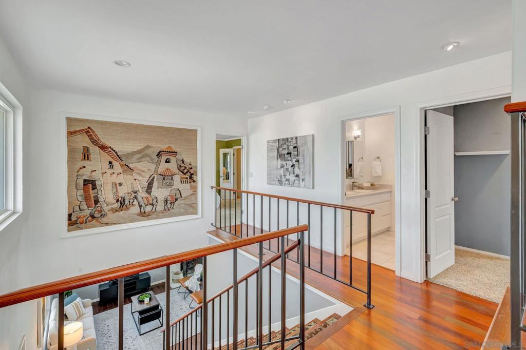 MLS #250031778SD img 17