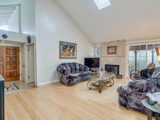 6281 Mountford Drive, San Jose CA: https://media.crmls.org/mediaz/502533d8-6494-42bd-89f9-5274bd77e7bb.jpg