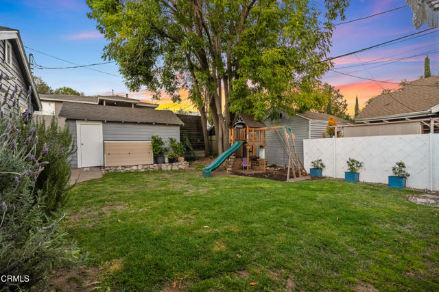 Detail Gallery Image 12 of 12 For 1374 Palm Ter, Pasadena,  CA 91104 - 2 Beds | 1 Baths